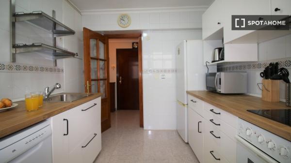 Apartamento entero de 3 dormitorios en Sevilla