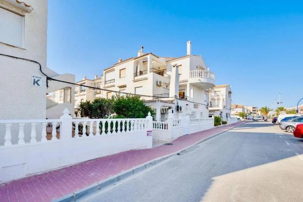 Casa independiente en calle Mar Menor