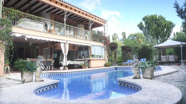 Casa independiente en calle Sorolla, 76