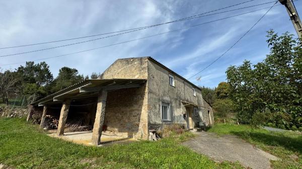 Casa independiente en Lugar Bregua