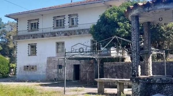 Casa independiente en calle de Muros