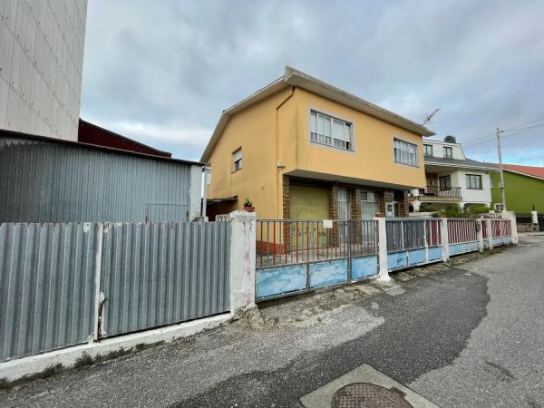 Casa independiente en calle Casal dos Ovos