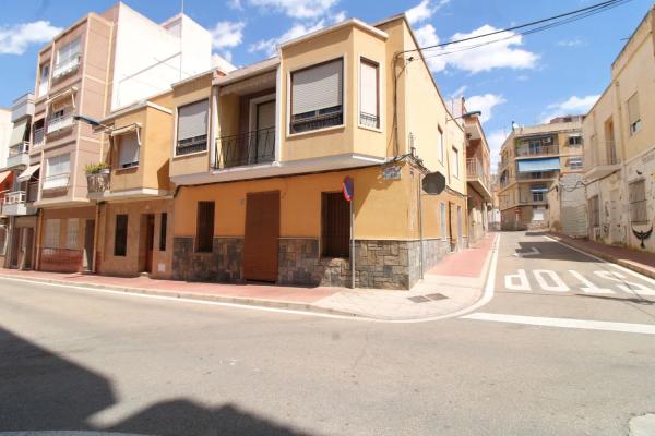 Casa independiente en calle Virgen de Loreto, 23