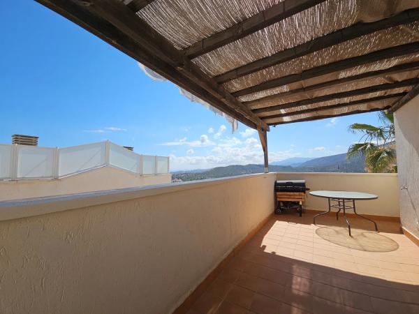 Chalet adosado en avenida de Granada, 2