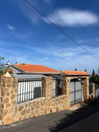 Casa independiente en calle Dionís, 21