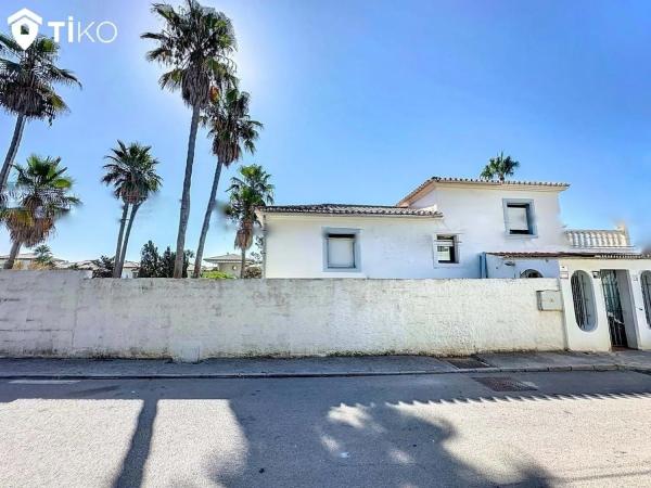 Casa independiente en calle del Reposo