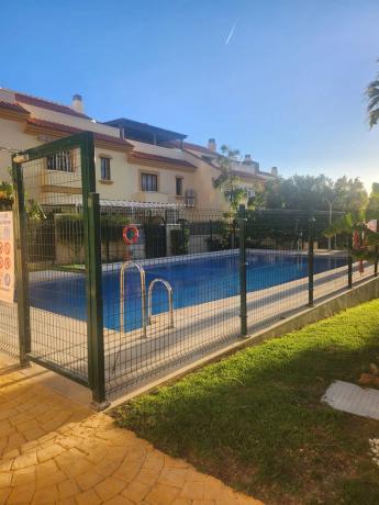 Chalet adosado en calle Río Guadalete