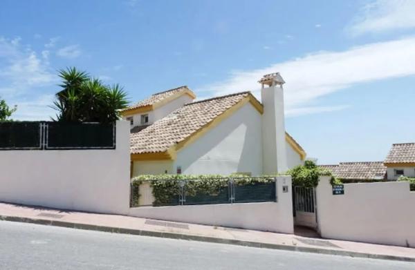 Chalet adosado en camino de la Viñuela