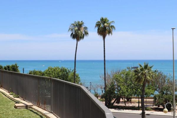 Estudio en avenida del Parque