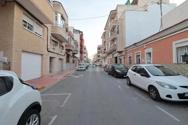 Chalet en calle Larramendi, 50