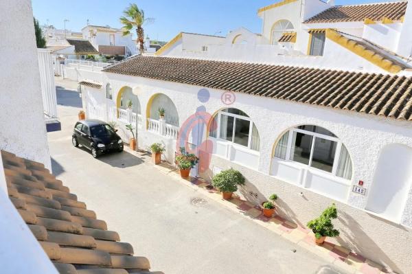 Casa independiente en calle Bertomeu Roig, 7