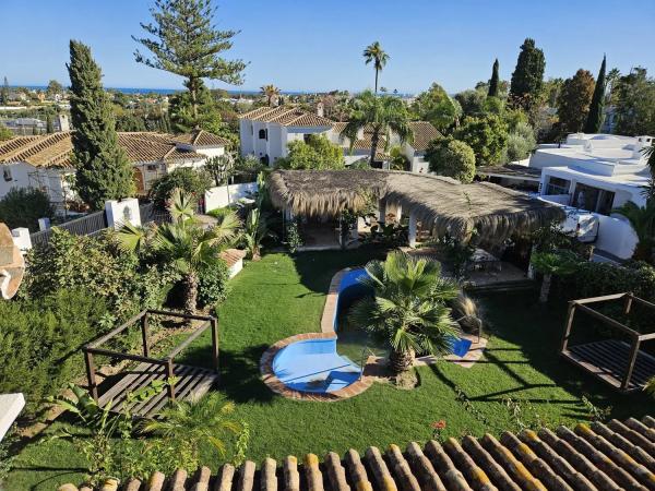 Casa independiente en Urbanización Guadalmina Alta