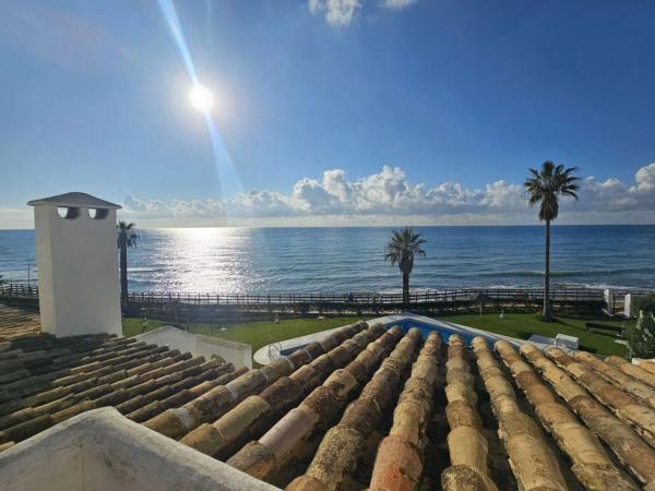 Chalet adosado en calle Mar de Calahonda