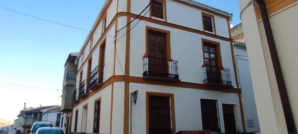 Casa independiente en calle la Ṅora, 14