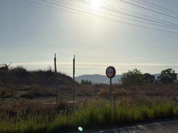 Terreno en carretera Bacarot