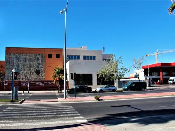 Terreno en avenida de Alcalde Lorenzo Carbonell