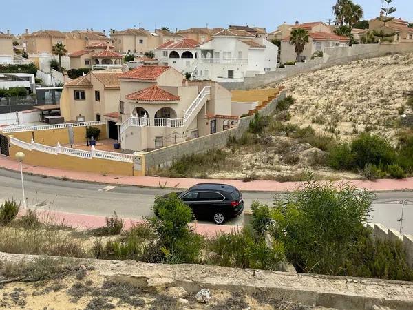 Terreno en calle Sierra de Guadarrama, 12