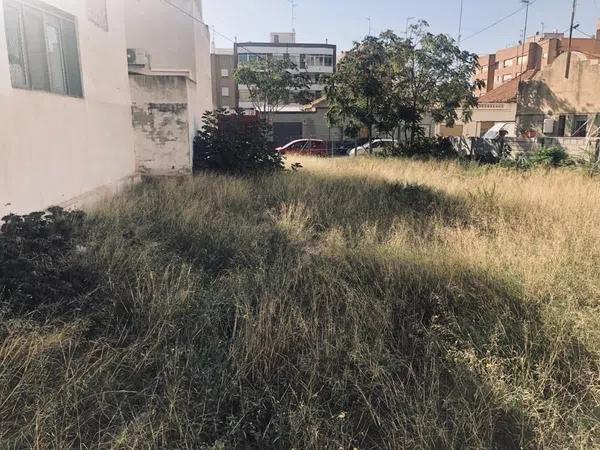 Terreno en calle de la Llibertat