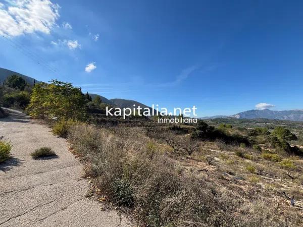 Terreno en Almudaina