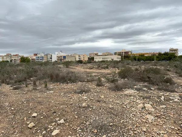 Terreno en avenida de l'Altet, 9050