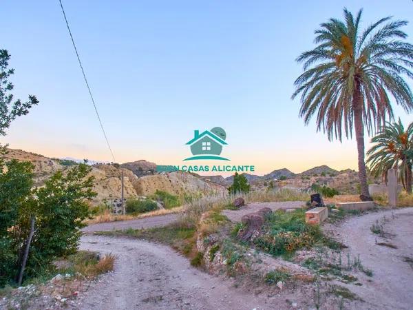 Terreno en calle de Feliu, 50