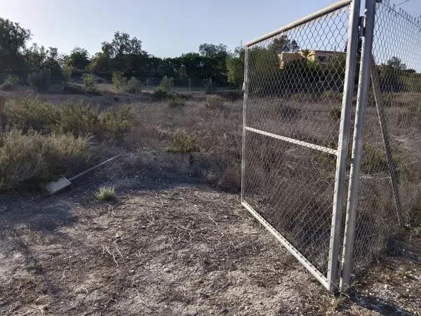 Terreno en calle Mar Tirreno, 6