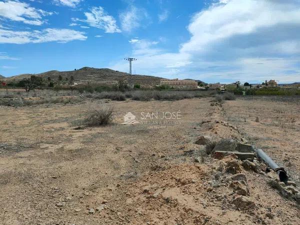 Terreno en Hondón de las Nieves