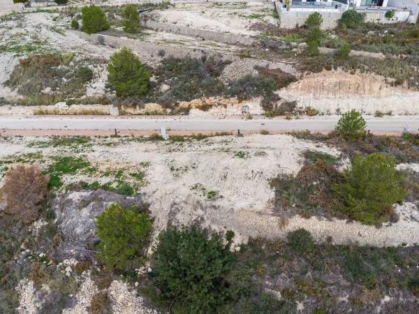 Terreno en calle Clara Campoamor