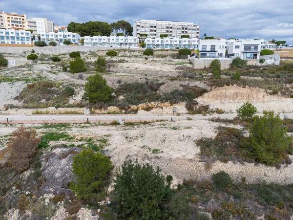 Terreno en calle Clara Campoamor