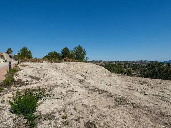 Terreno en calle Clara Campoamor