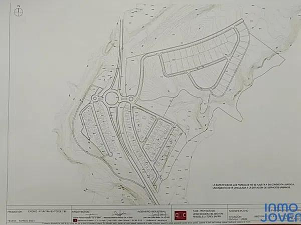 Terreno en Urbanización Pinares del Mecli Izqd