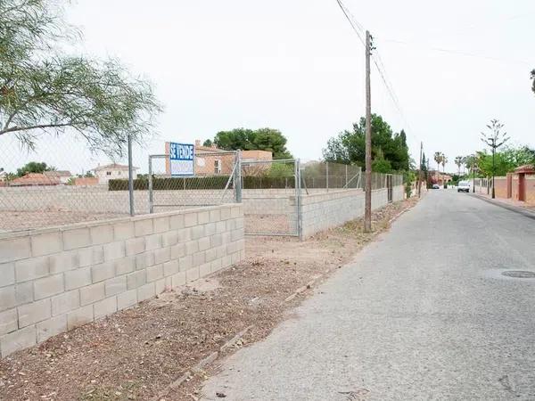 Terreno en calle Zarzas, 18