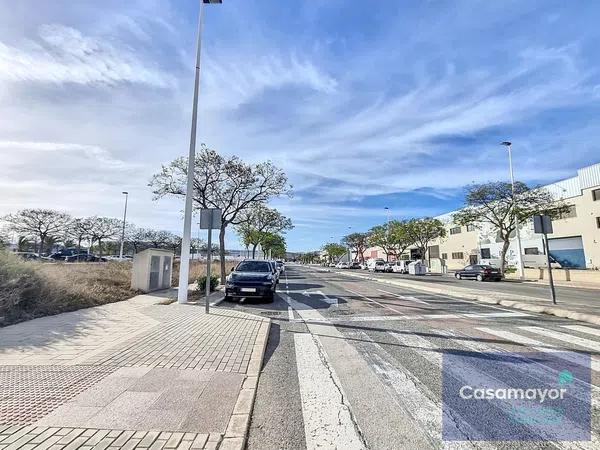 Terreno en calle Nicolás de Bussi