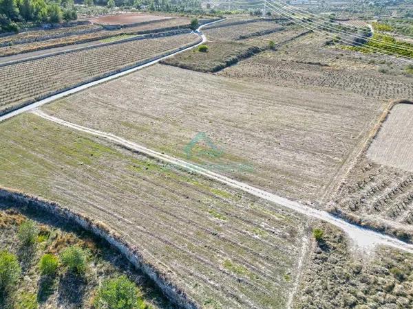 Terreno en Gata de Gorgos