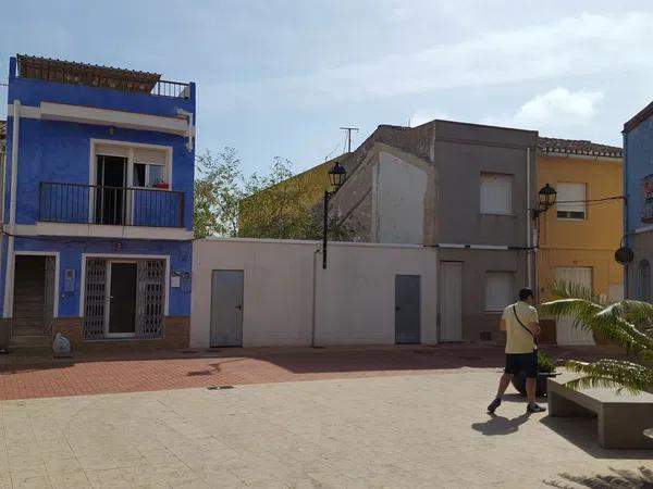 Terreno en plaza del Castell, 16