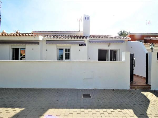 Chalet adosado en calle Llac Txad, 2, 03700 Dénia, Alacant