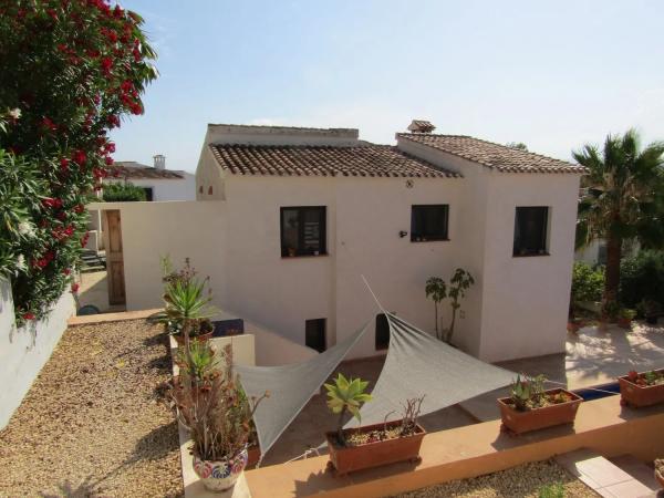 Casa independiente en calle Pp.Vista Montaña Iii