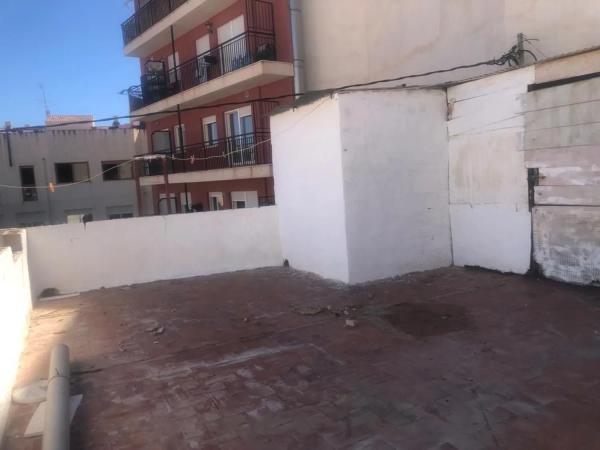 Chalet pareado en calle dels Lleons