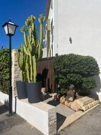 Casa independiente en calle del Ressol