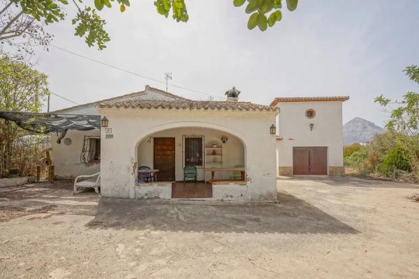 Chalet en Partida Comunes-Adsubia