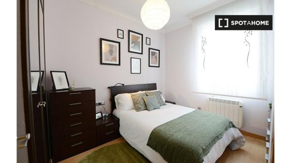 Apartamento de 1 dormitorio en alquiler en Abando, Bilbao