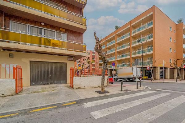 Piso en calle de la Virgen de la Almudena