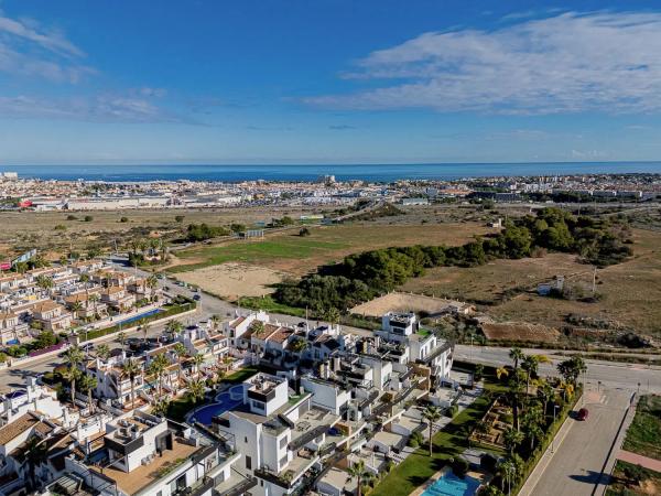 Dúplex en Barrio Lomas de Cabo Roig-Los Dolses