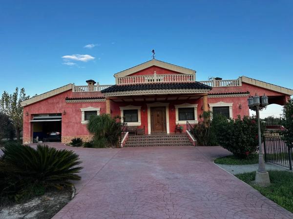 Casa independiente en camino Viejo de Almoradi s/n