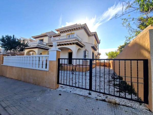 Dúplex en Barrio Lomas de Cabo Roig-Los Dolses