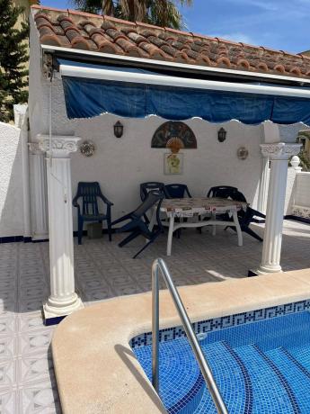 Chalet en Barrio La Zenia