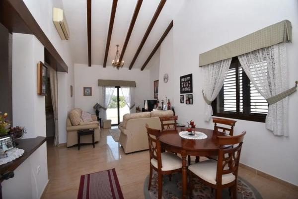 Chalet en Barrio Villamartín-Las Filipinas