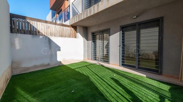 Chalet pareado en calle Maria San Gil Noain, 27