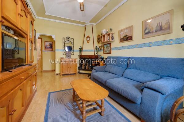 Chalet adosado en Pintor Rivera