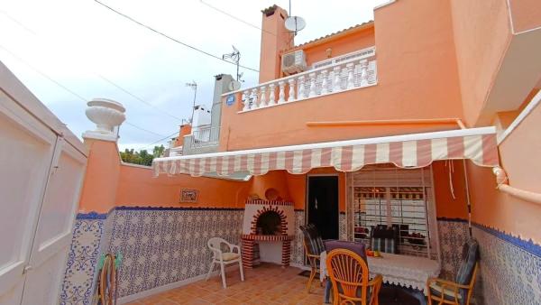 Chalet adosado en calle Guadalquivir s/n